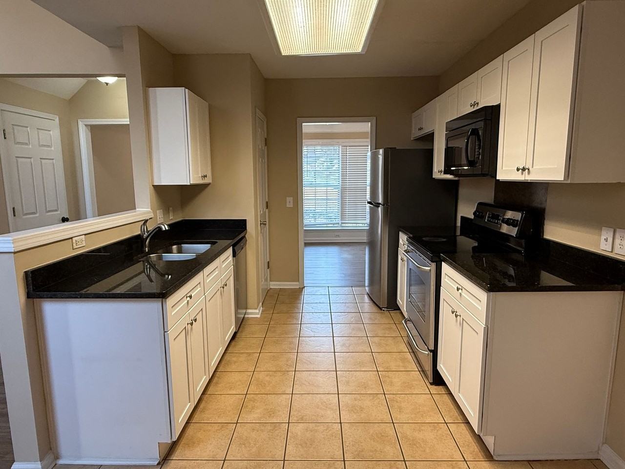 7501 Lady Bank Dr - Photo 3 of 15