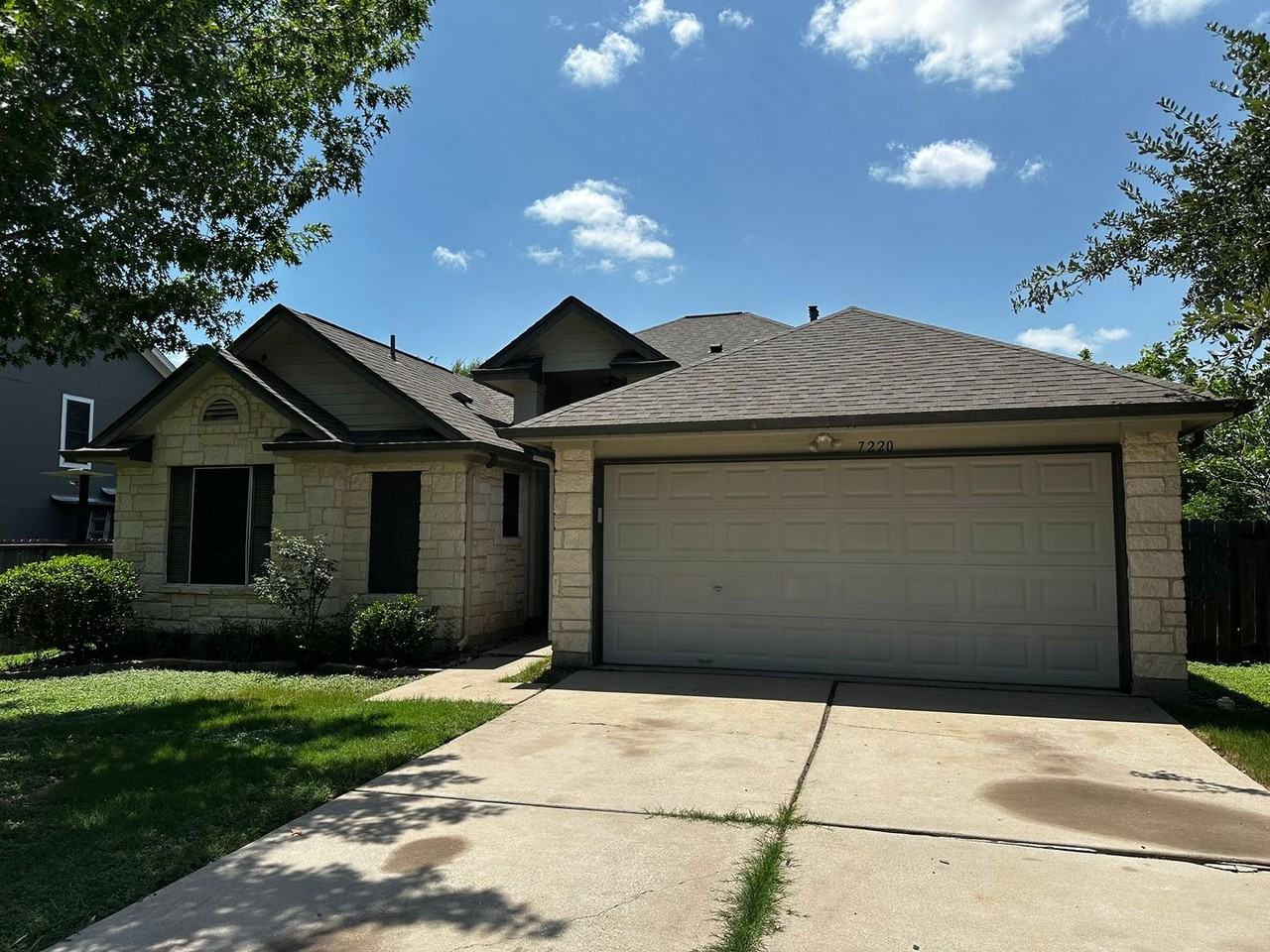 7220 Wardman Dr - Photo 2 of 27