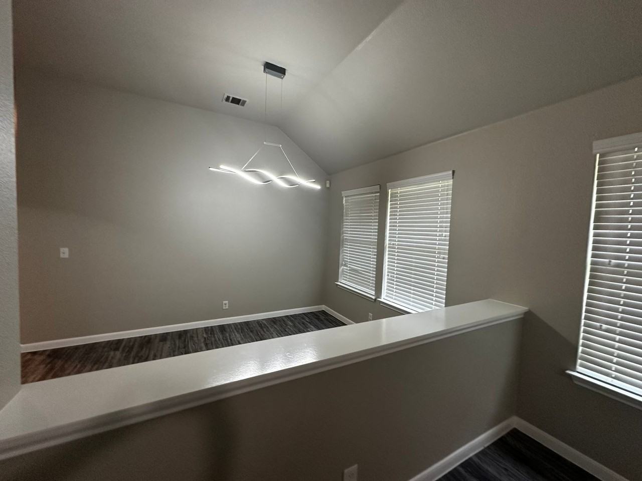 7220 Wardman Dr - Photo 7 of 27