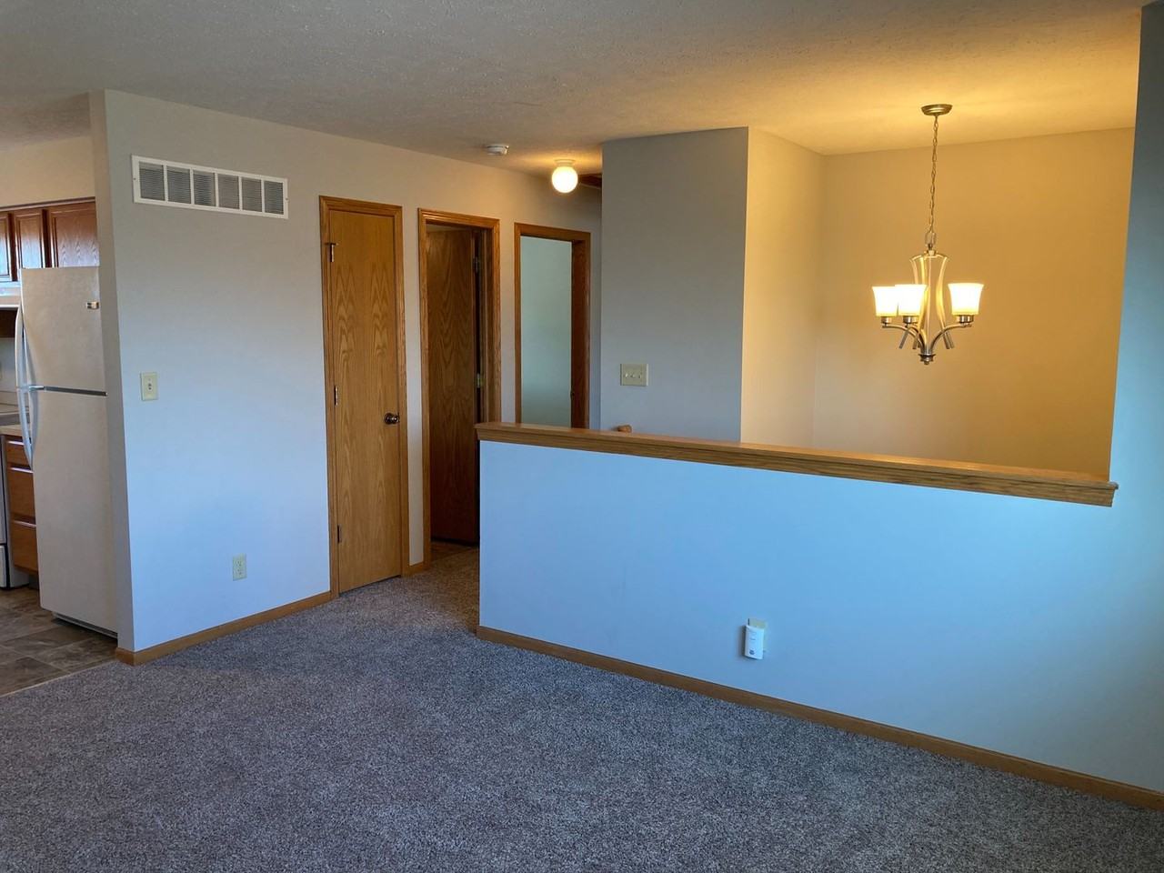 1911 Nw 55th St - Photo 3 of 15