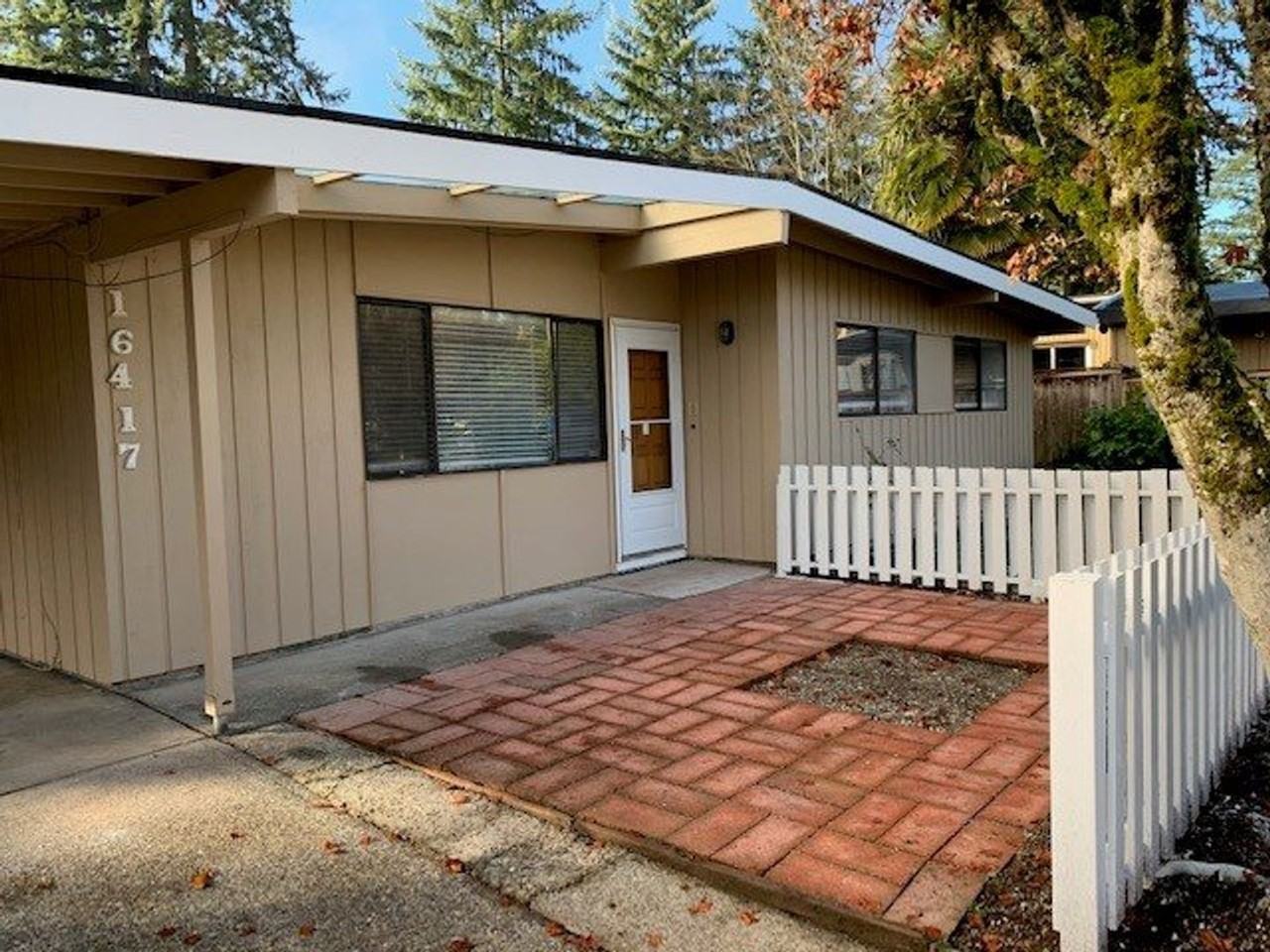 16417 Ne 16th Pl - Photo 2 of 14