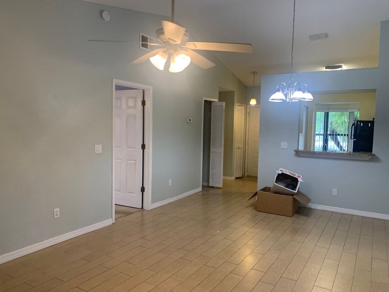 2823 Shannon Oak Ct - Photo 7 of 10