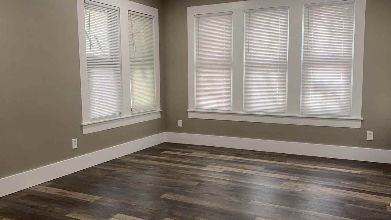 302 W Baylor St - Photo 3 of 14