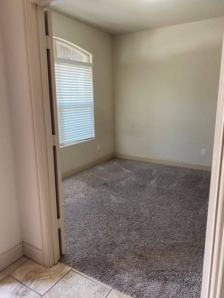 4001 Firenze St - Photo 2 of 9