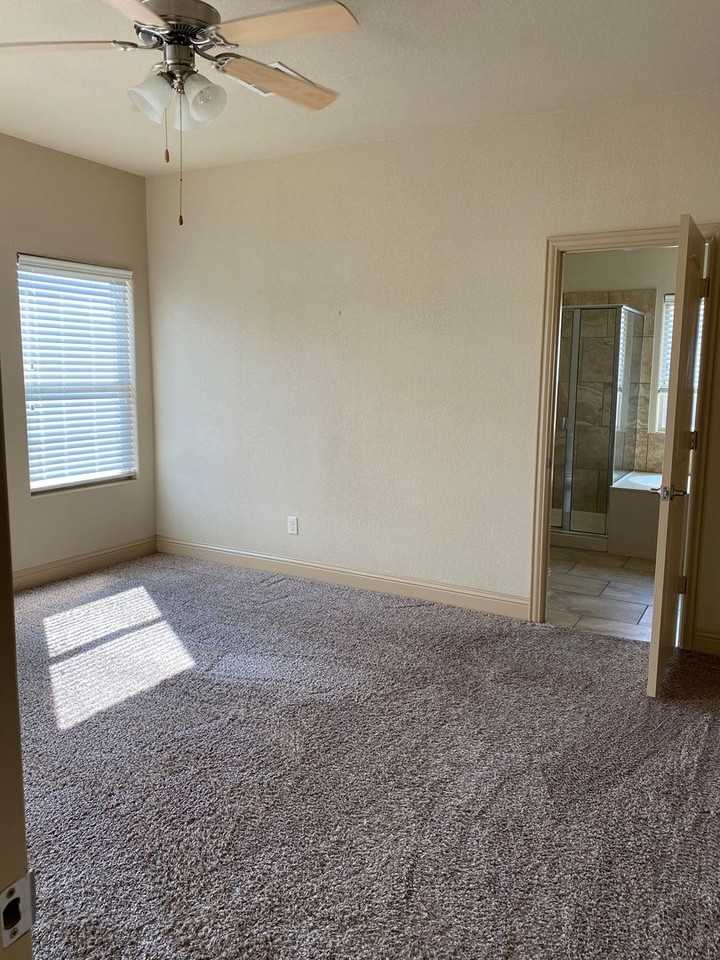 4001 Firenze St - Photo 4 of 9