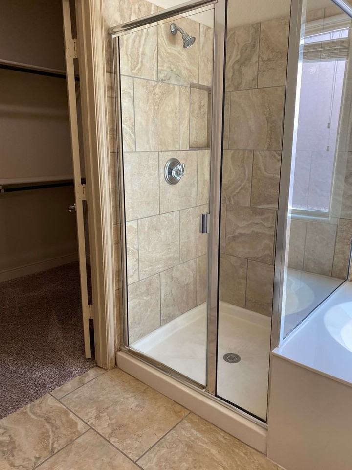 4001 Firenze St - Photo 6 of 9