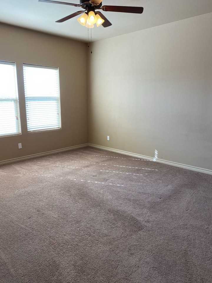 1207 Old Course Rd - Photo 3 of 5