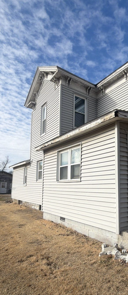 126 S Hickory St - Photo 3 of 14