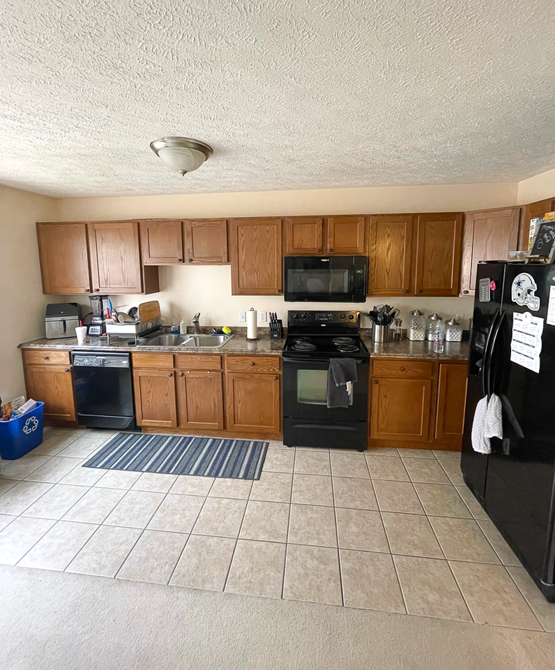 415 Huff Heritage Ln - Photo 4 of 13