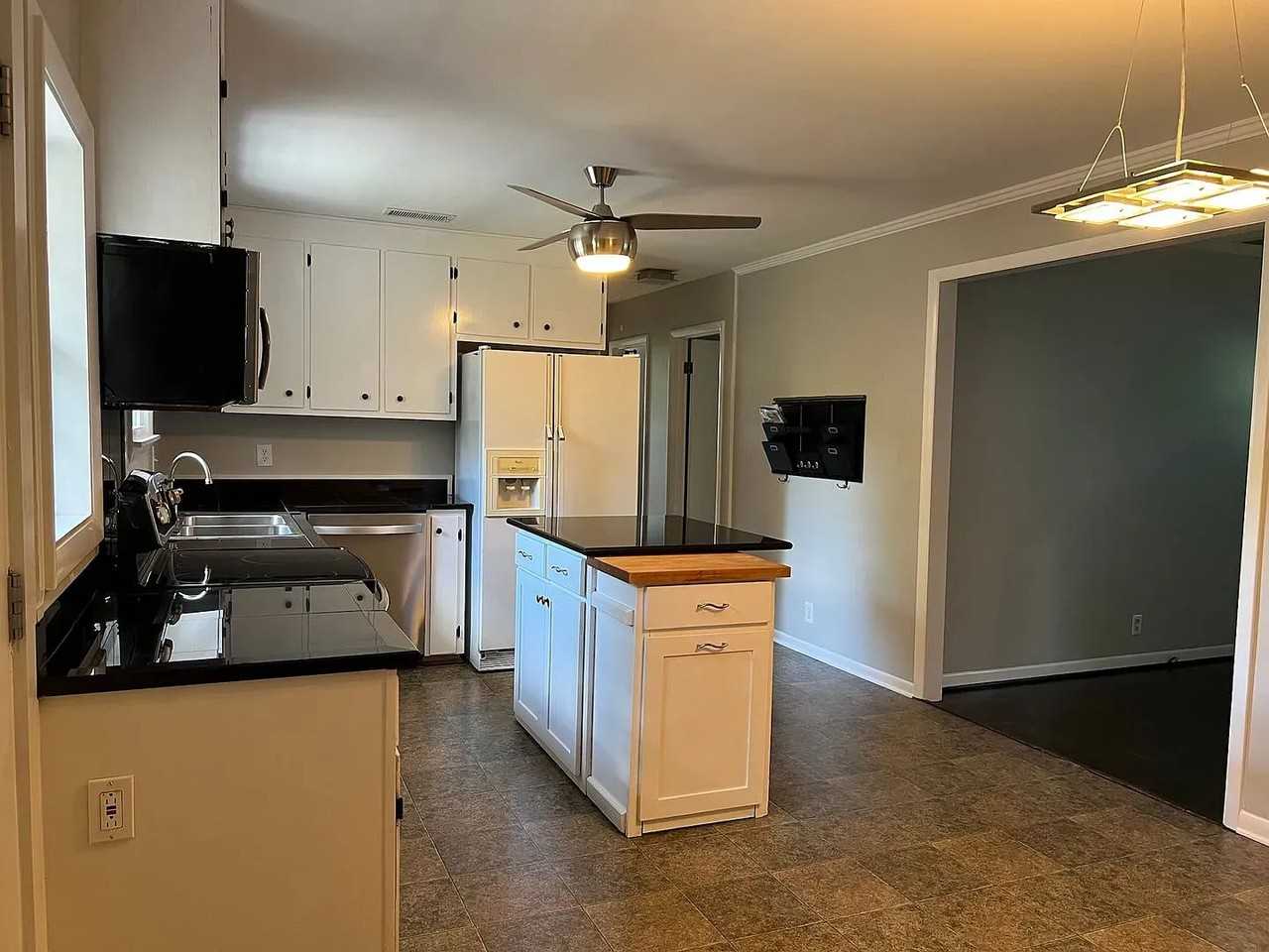 222 New Sawyer Brown Rd - Photo 5 of 24