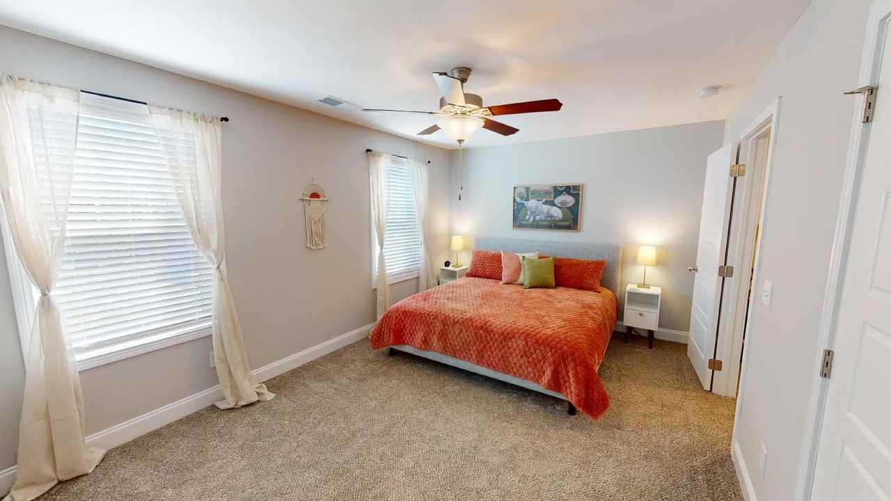 157 W Rossview Rd - Photo 6 of 37