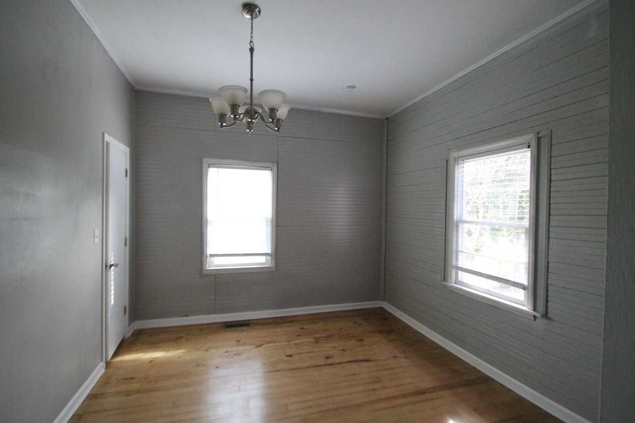 226 S White St - Photo 5 of 12