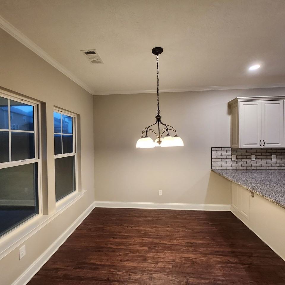 5117 Heathbrook Dr - Photo 5 of 23