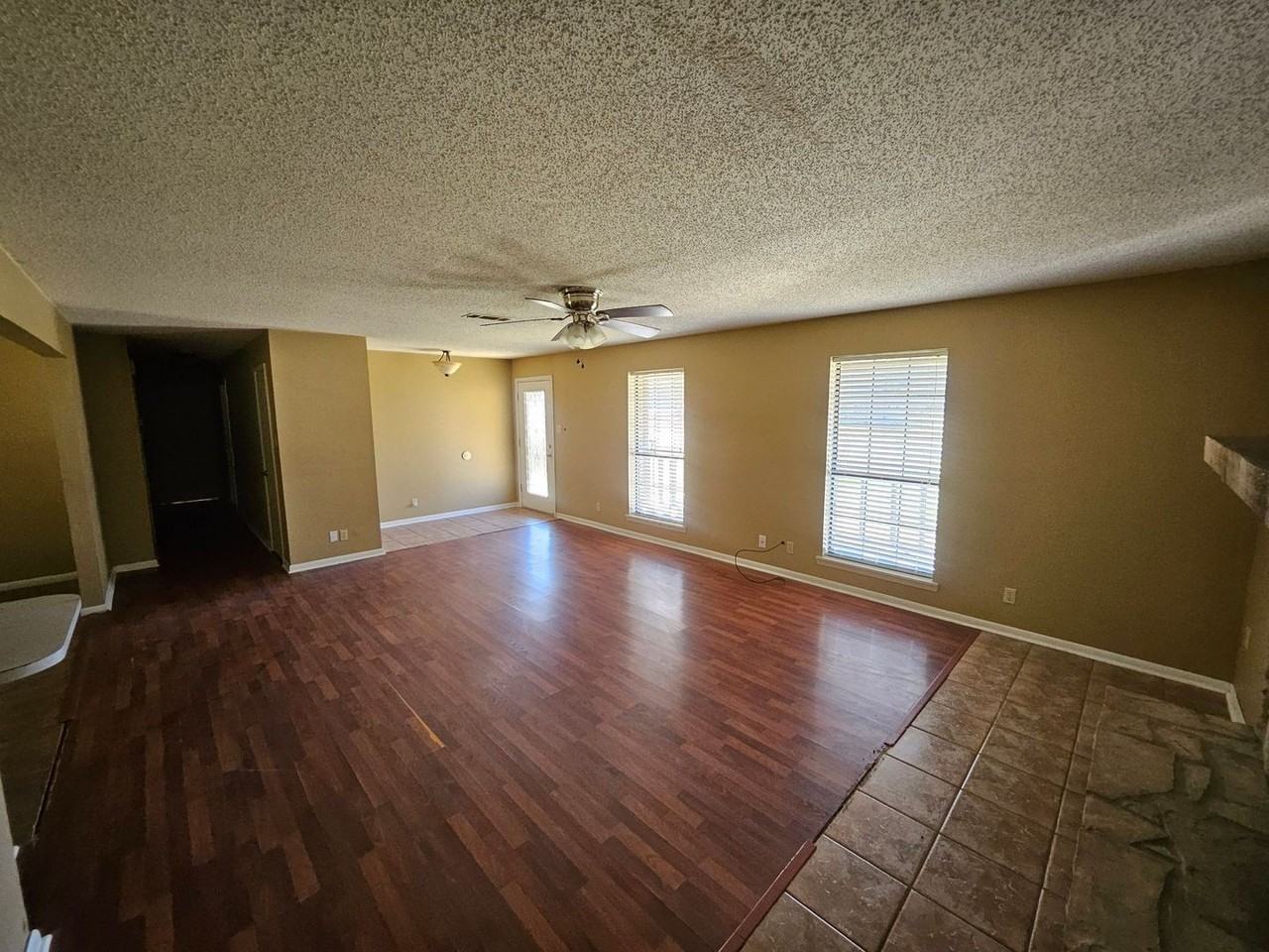 168 Janice Ln - Photo 3 of 20