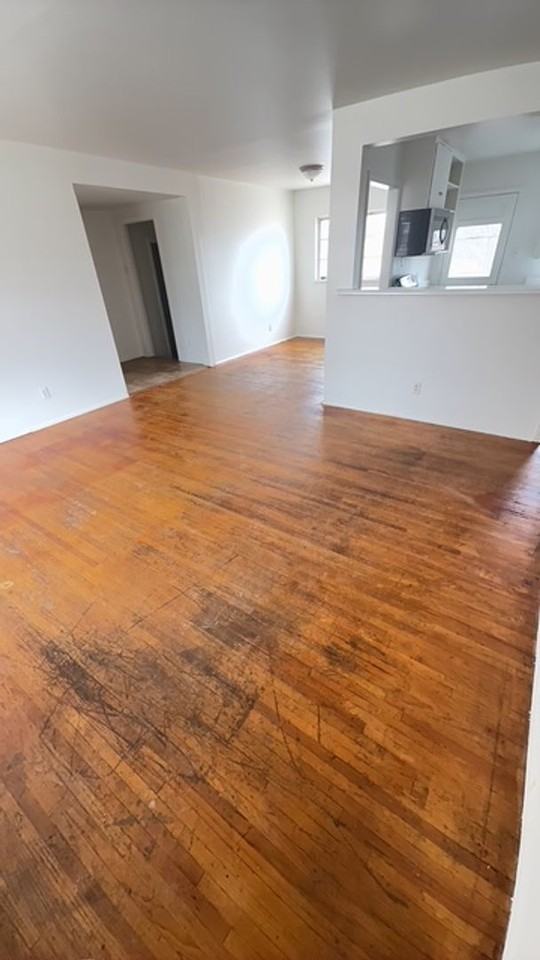 825 Monroe St Ne - Photo 2 of 15