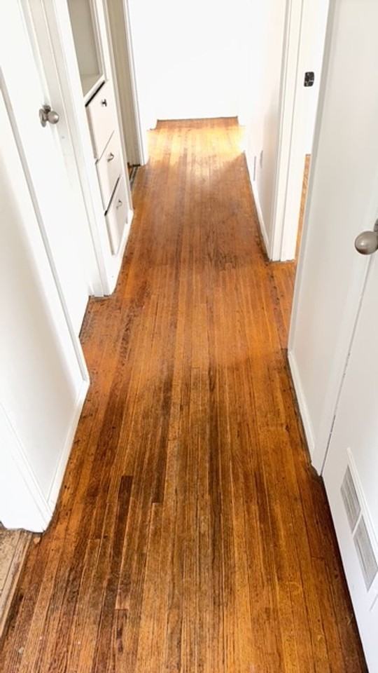 825 Monroe St Ne - Photo 4 of 15