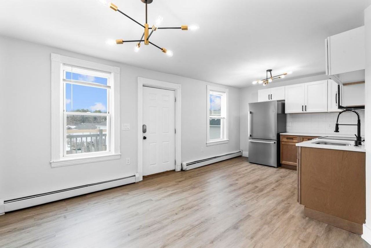 30 Anthony St - Photo 4 of 34