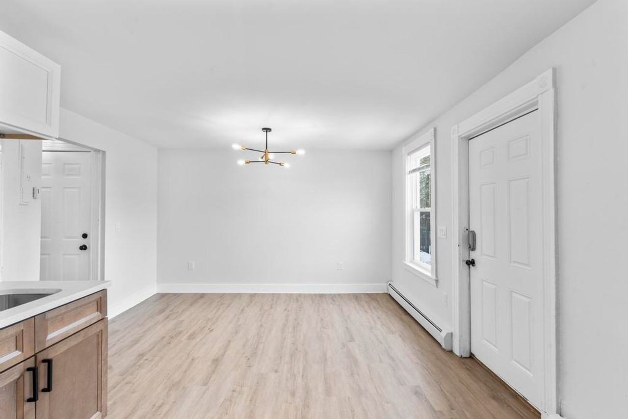 30 Anthony St - Photo 5 of 34