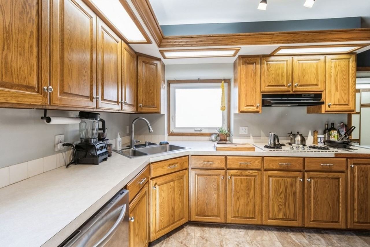 3915 69th St - Photo 6 of 14