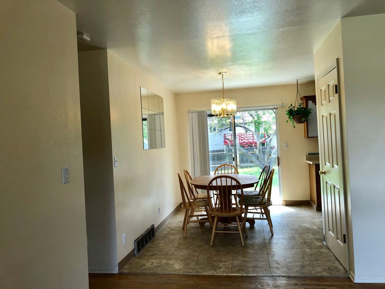 1025 Cypress Dr - Photo 6 of 19