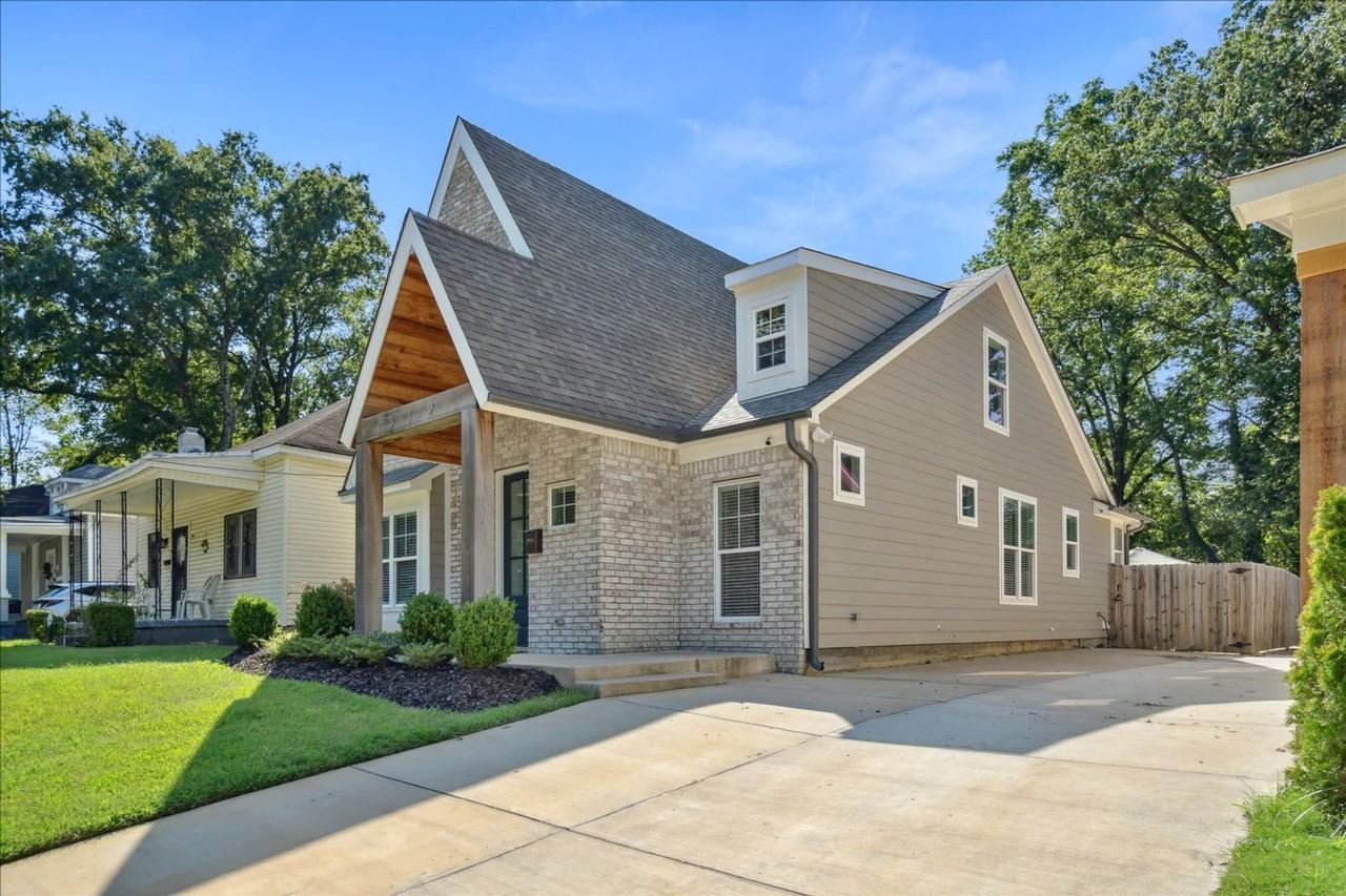 319 Williford St - Photo 2 of 26