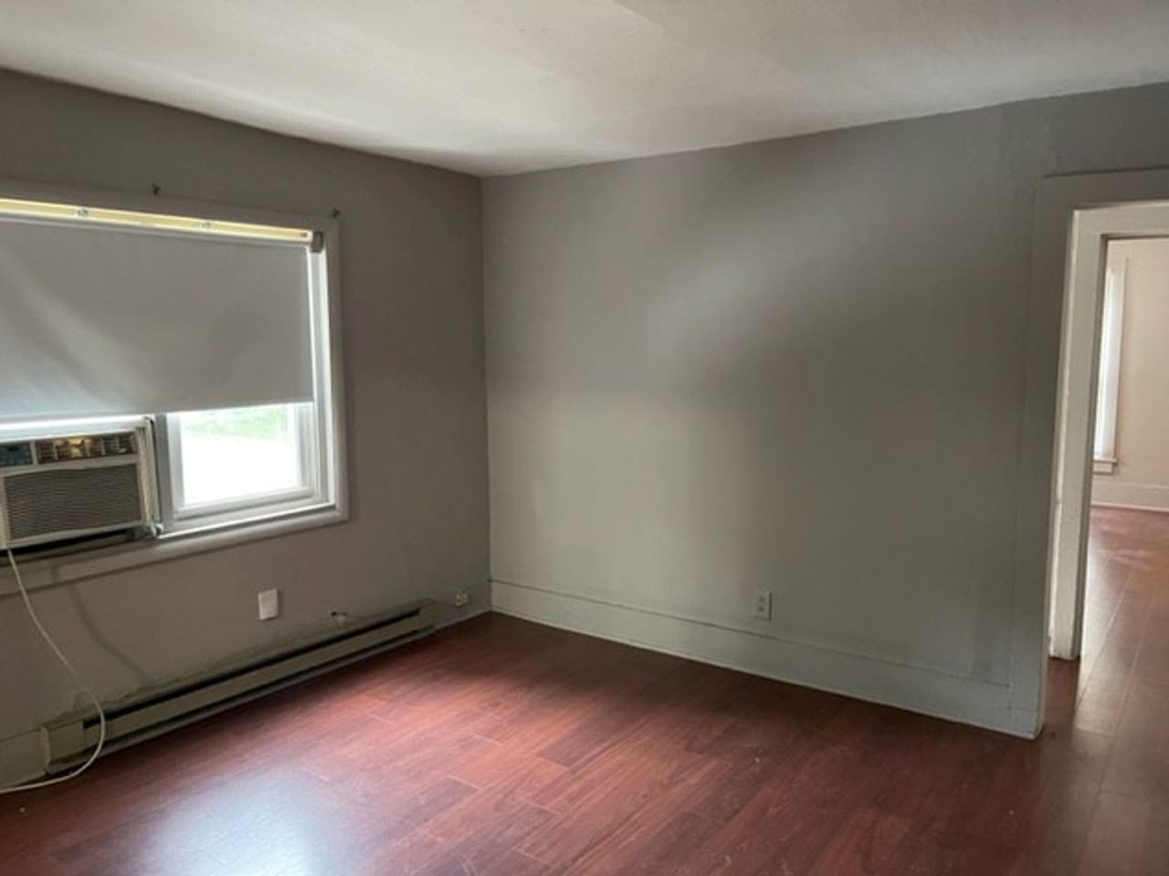 506 N Elm St - Photo 2 of 4