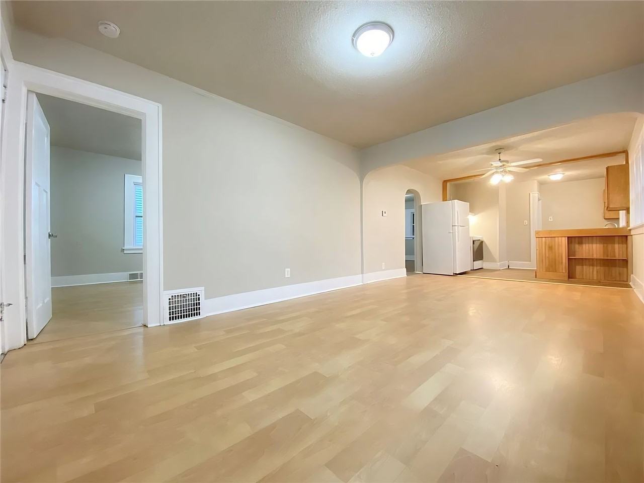 3409 2nd Ave - Photo 3 of 12