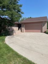 1531 W Swallow Rd - Photo 1 of 1