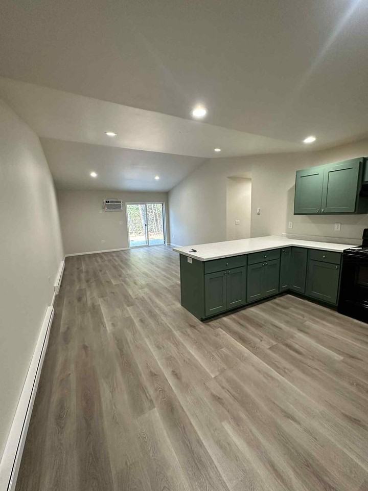 2122 60th St S - Photo 2 of 10