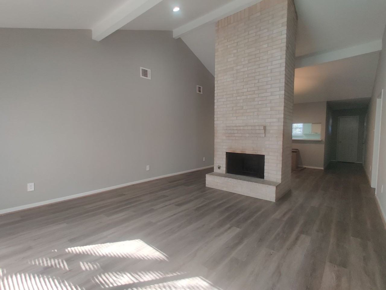 9462 Fuqua St - Photo 7 of 23