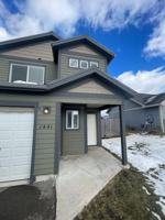 featured image of 1441 11th St W