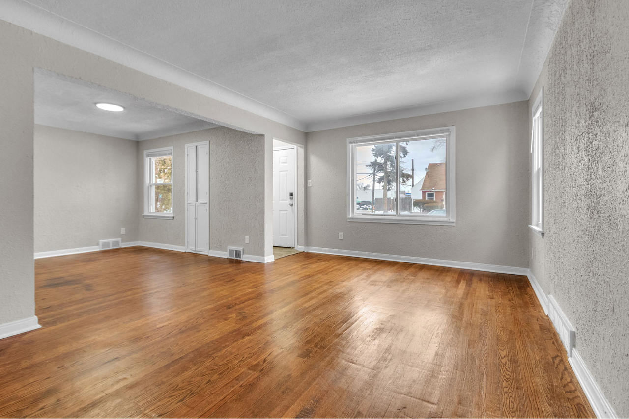 11431 Marlowe St - Photo 2 of 8