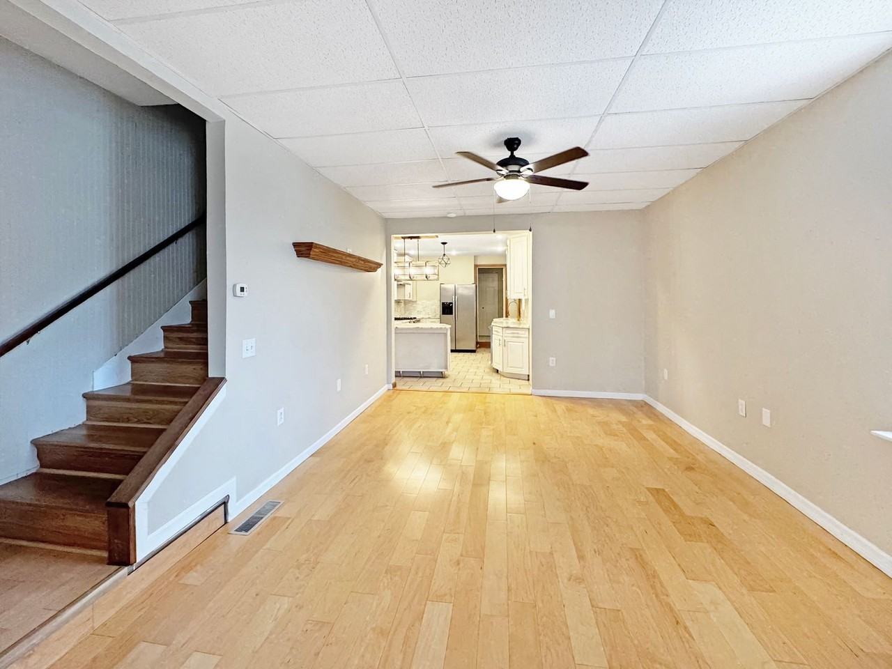 909 Cooper St - Photo 6 of 22