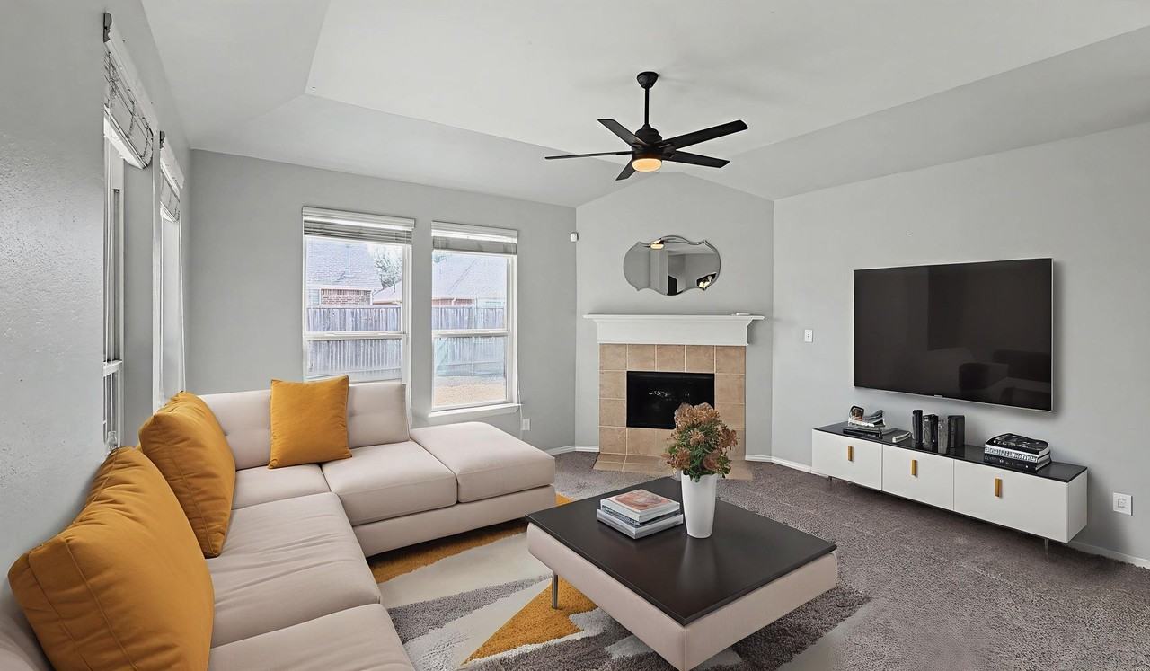 2704 Evening Mist Dr - Photo 3 of 49