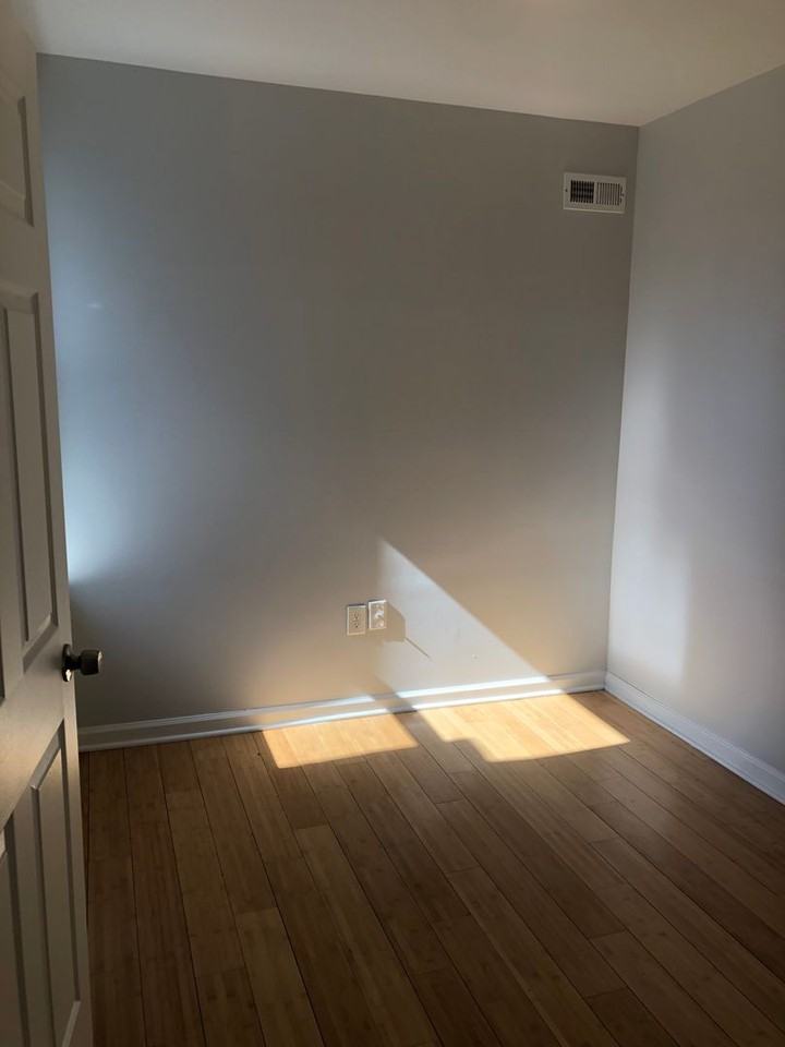 3423 Edmondson Ave - Photo 4 of 16