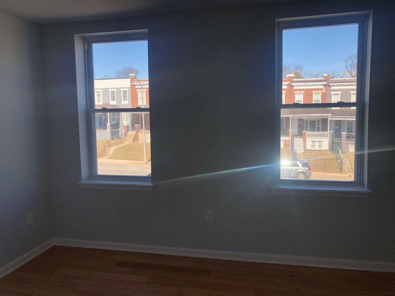 3423 Edmondson Ave - Photo 6 of 16