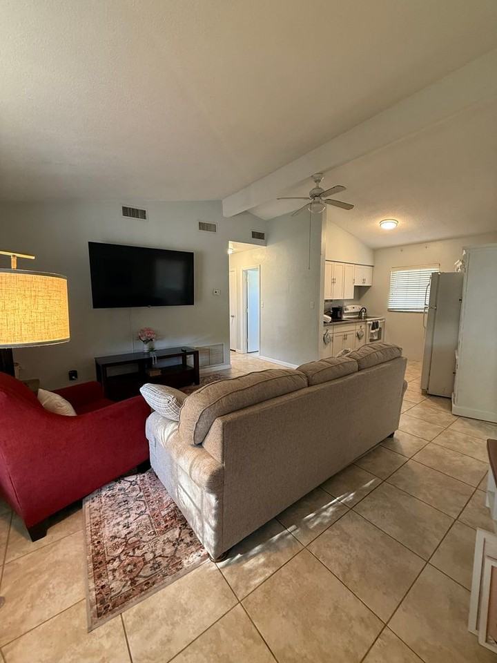 1949 Forked Creek Dr - Photo 3 of 17