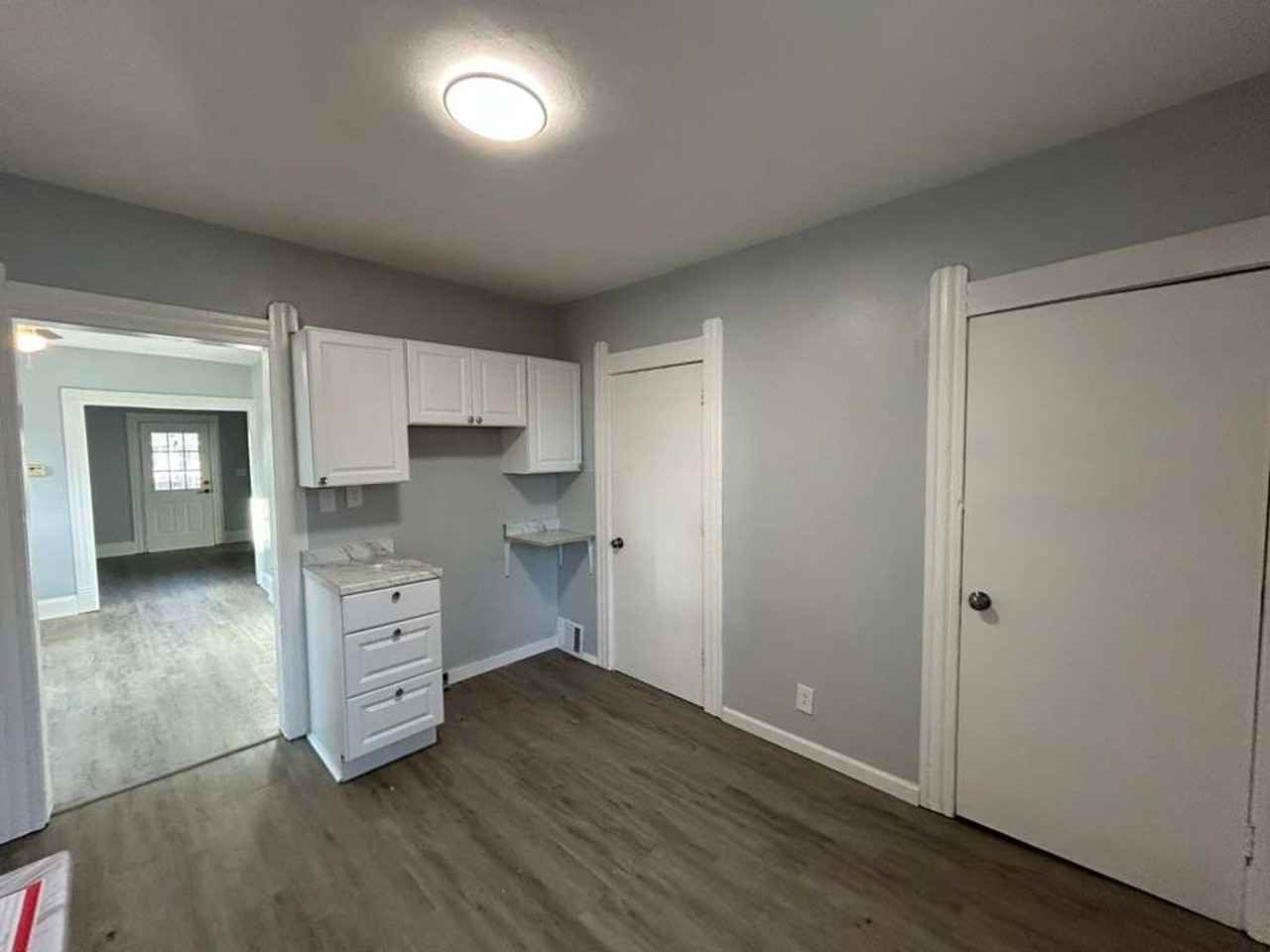 200 E 31st St - Photo 6 of 17