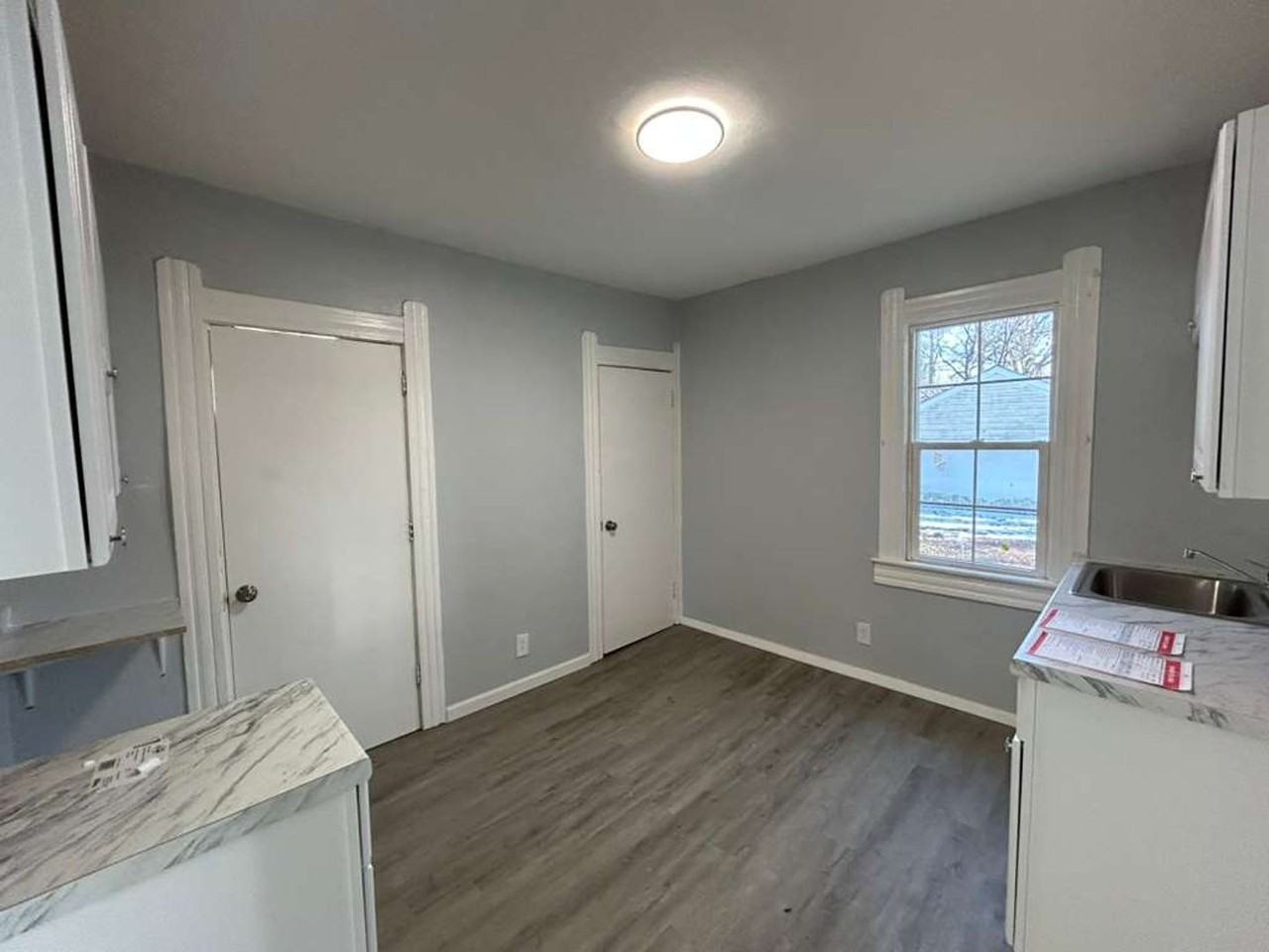 200 E 31st St - Photo 7 of 17