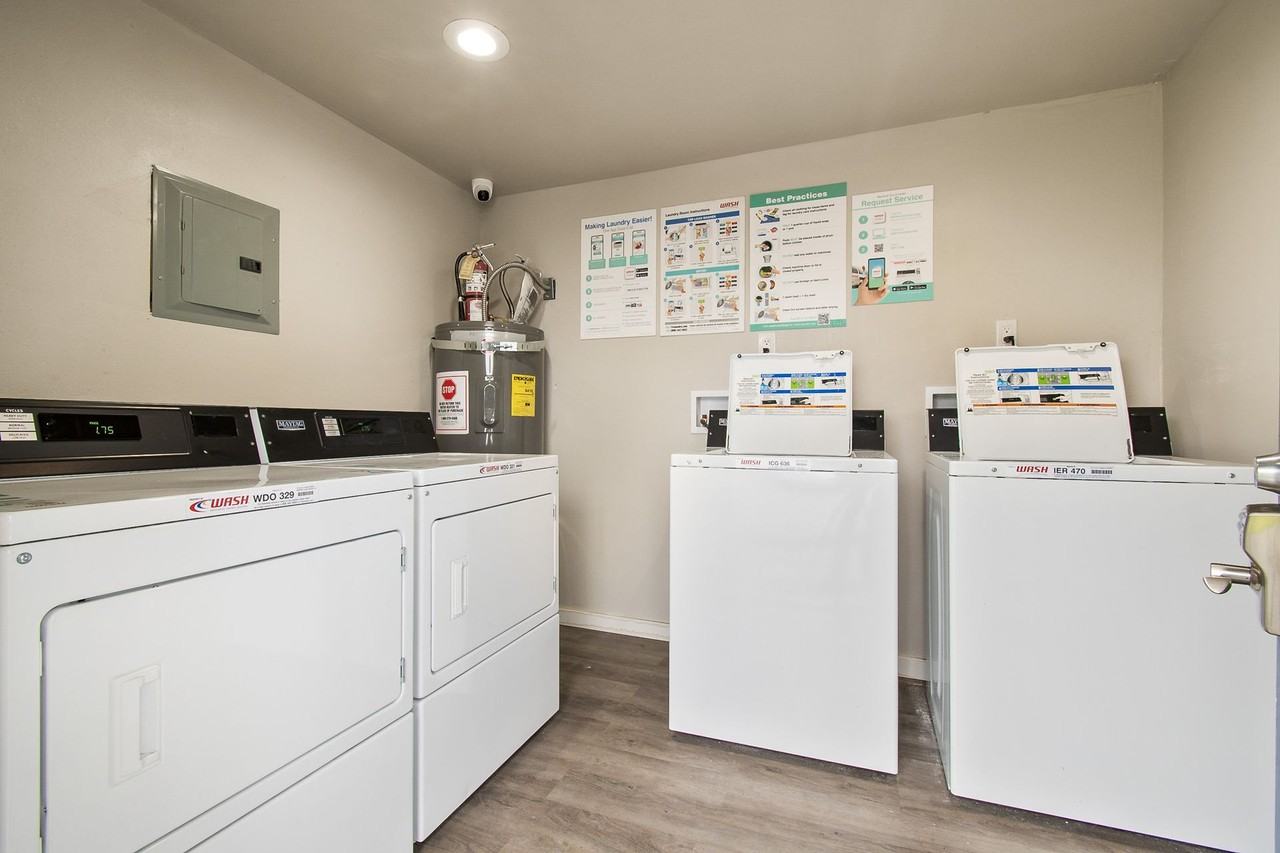 Ash Creek Apartments - Photo 5 of 10