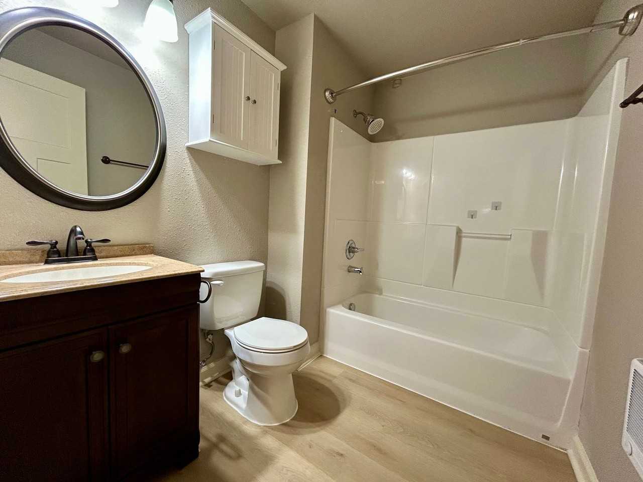 1507 E 29th St - Photo 5 of 19