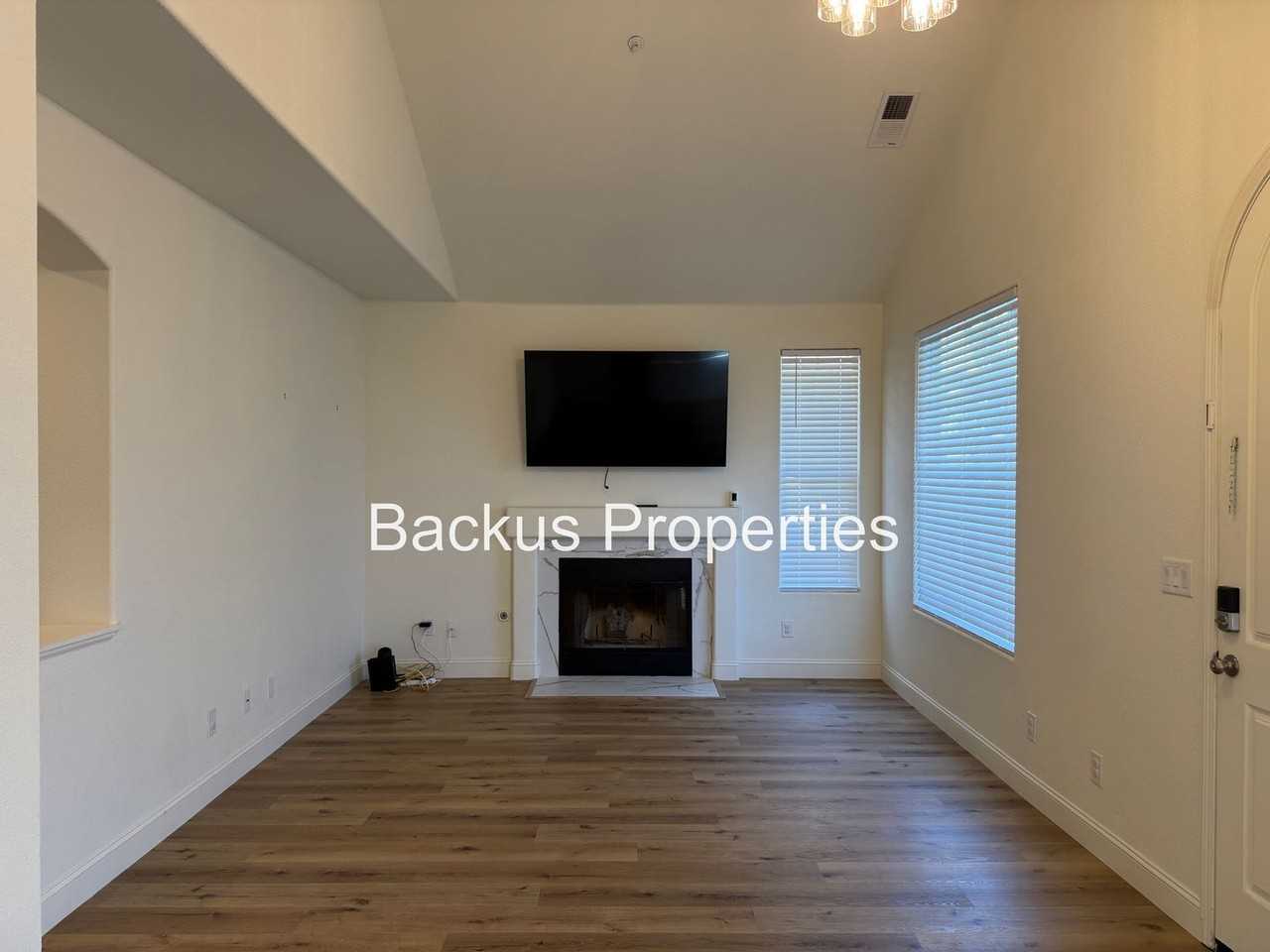 5 Moreno St - Photo 2 of 19