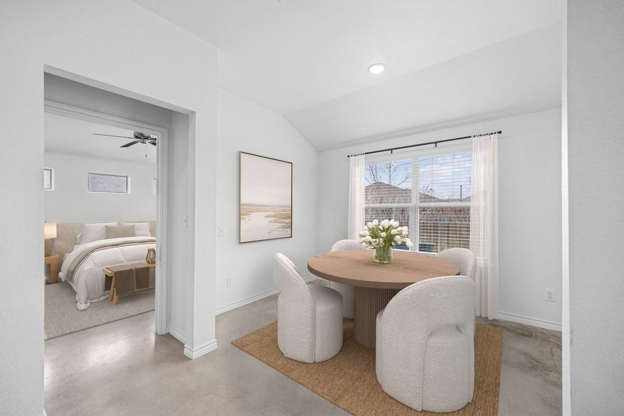 773 Freedom Cir - Photo 7 of 20