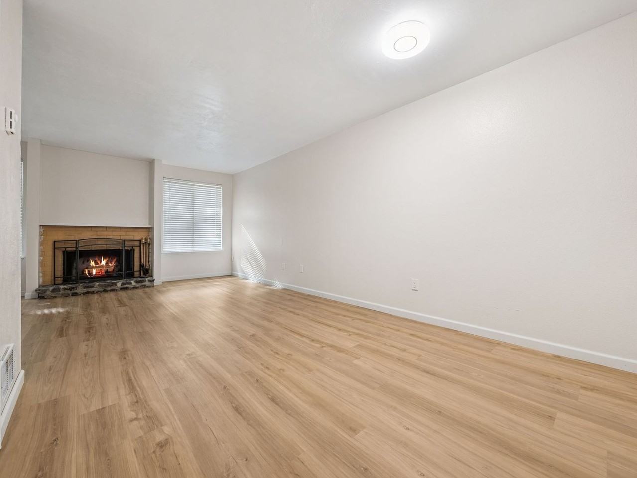 532 32nd Ave S - Photo 5 of 21