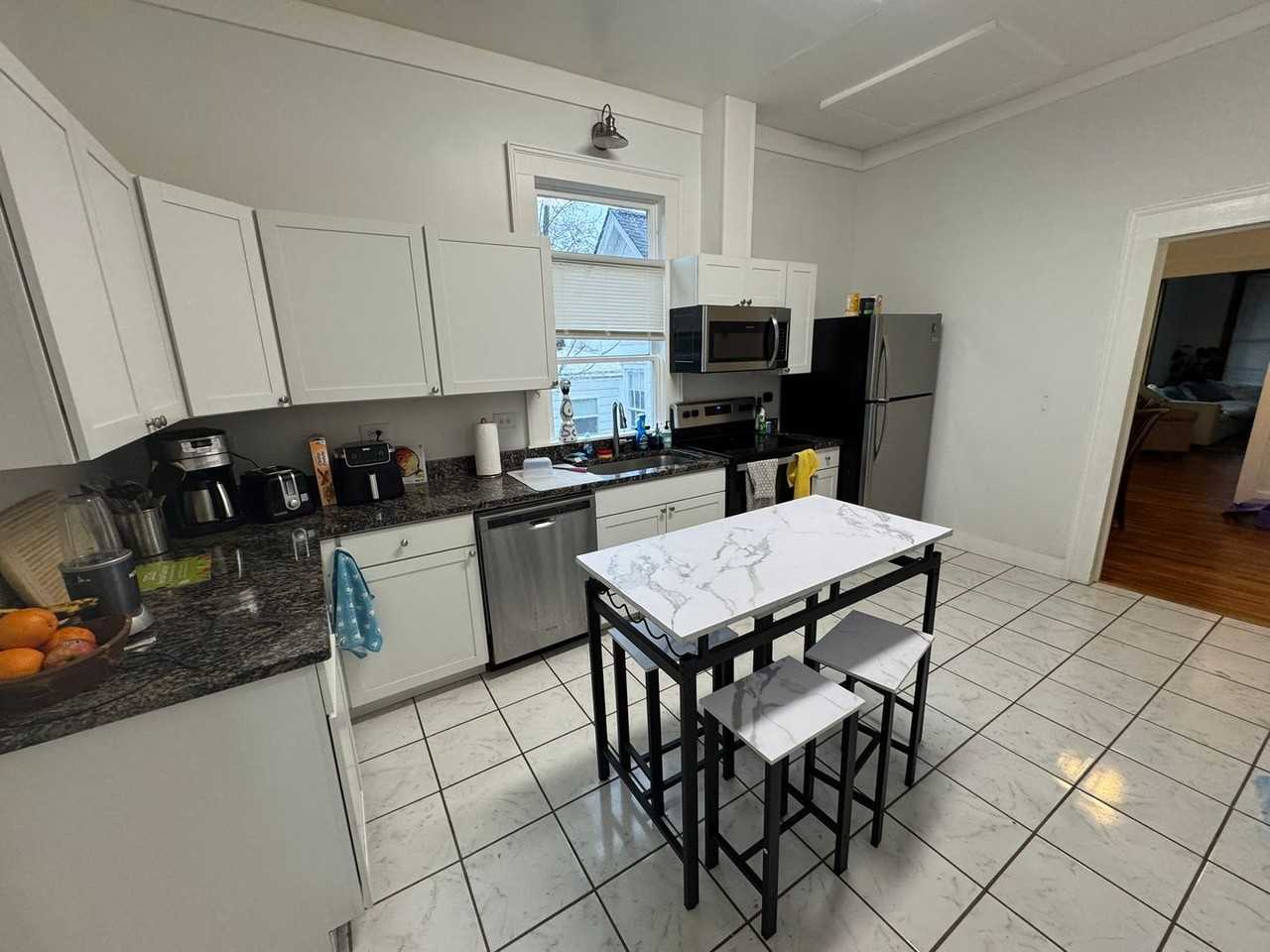 792 Little Oconee St - Photo 4 of 14