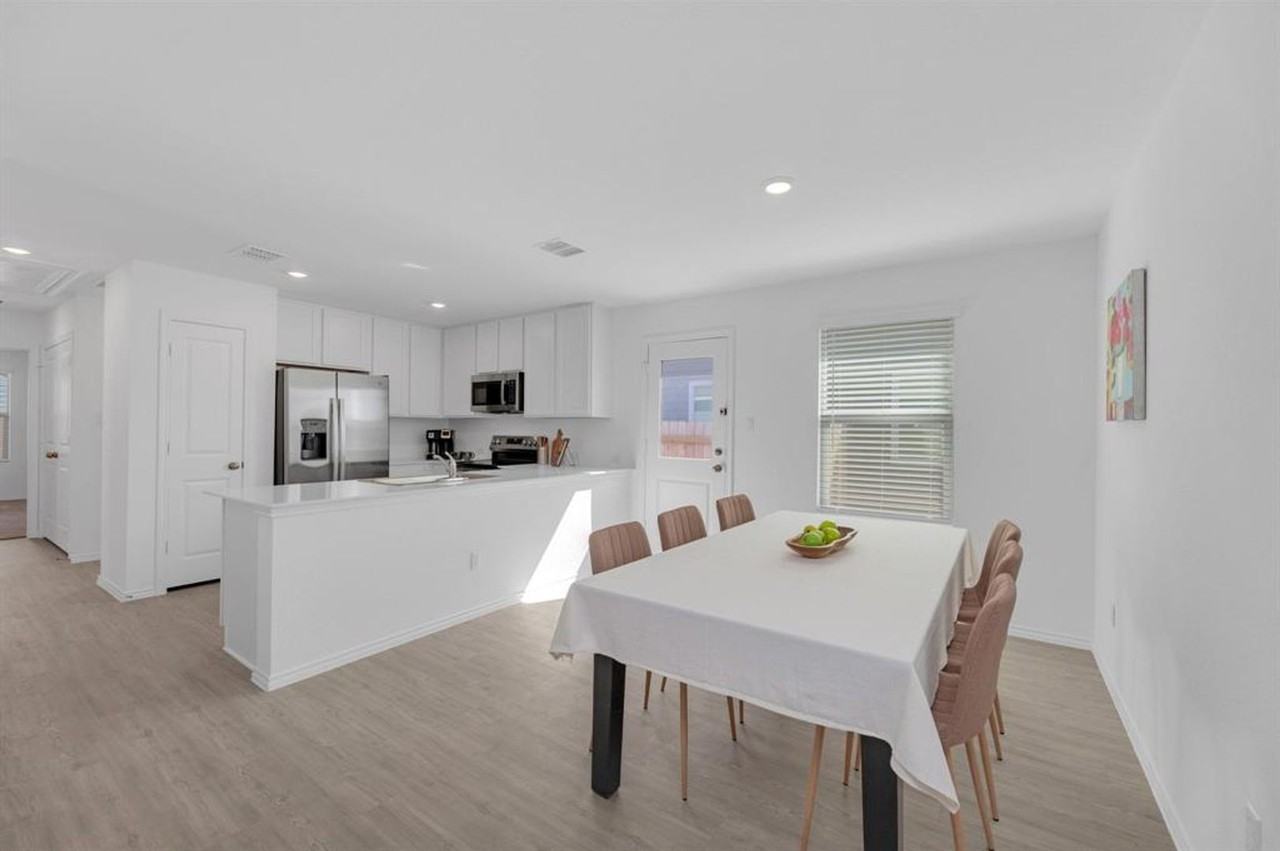 353 Marty Allen Loop - Photo 6 of 11