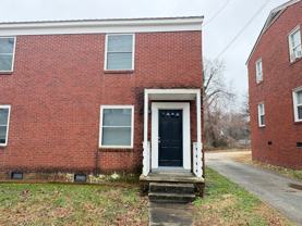 711 Chestnut Dr #B - Photo 1 of 1