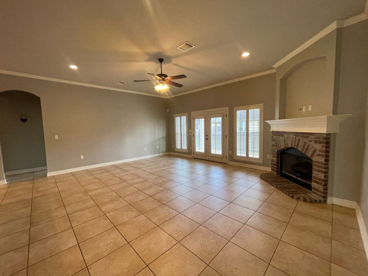 167 Clear Brooke Dr - Photo 7 of 20