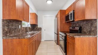 630 Sw 28th Dr - Photo 1 of 1