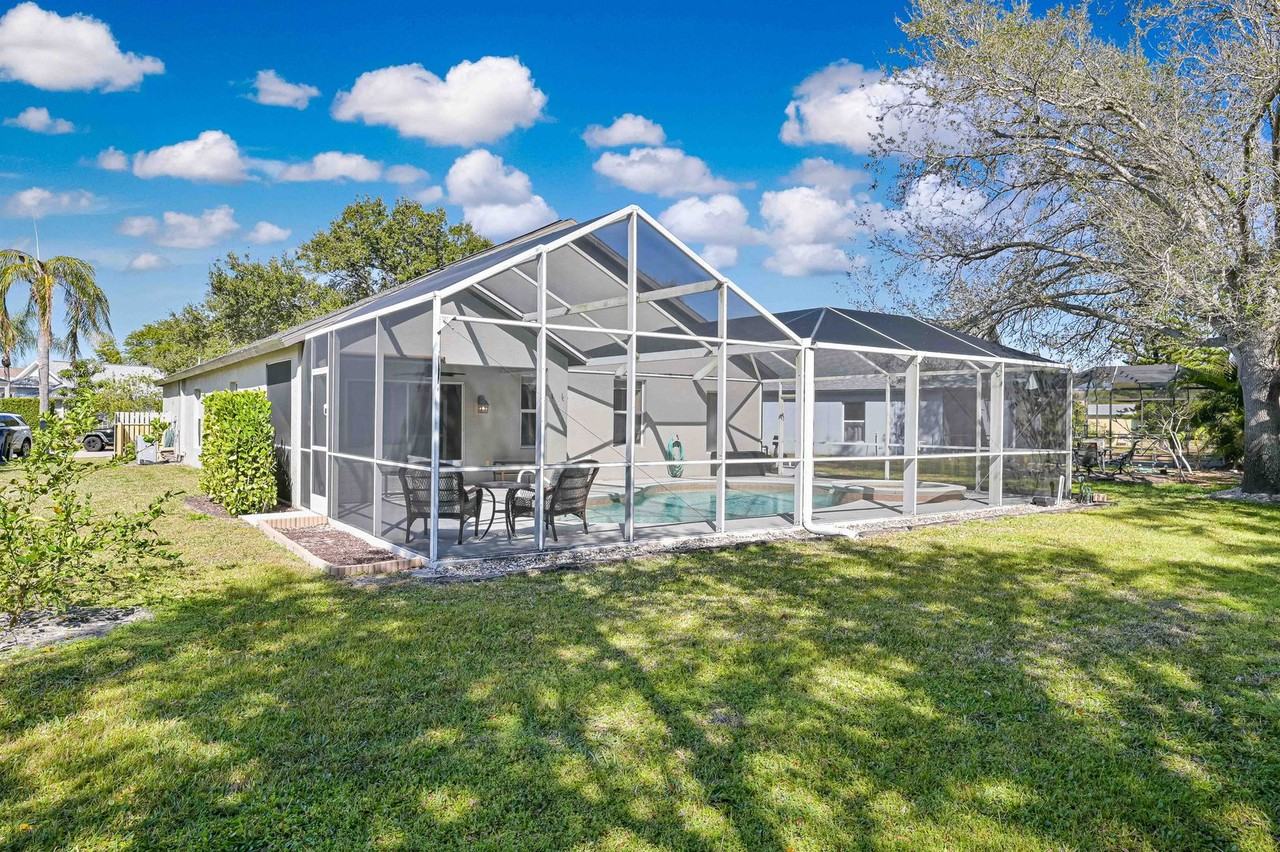 17852 Oakmont Ridge Cir - Photo 2 of 35